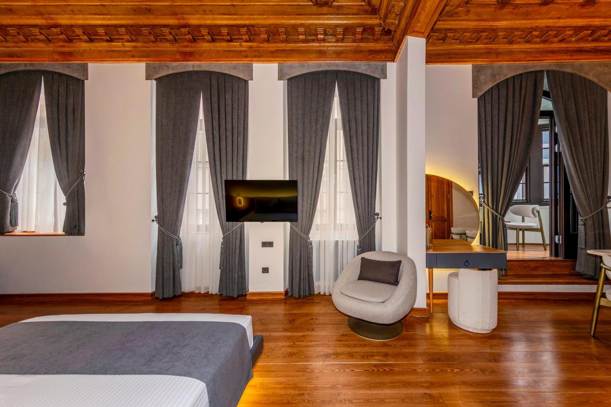Elmira Pera Hotel & Spa - Special Class Istanbul Exterior photo