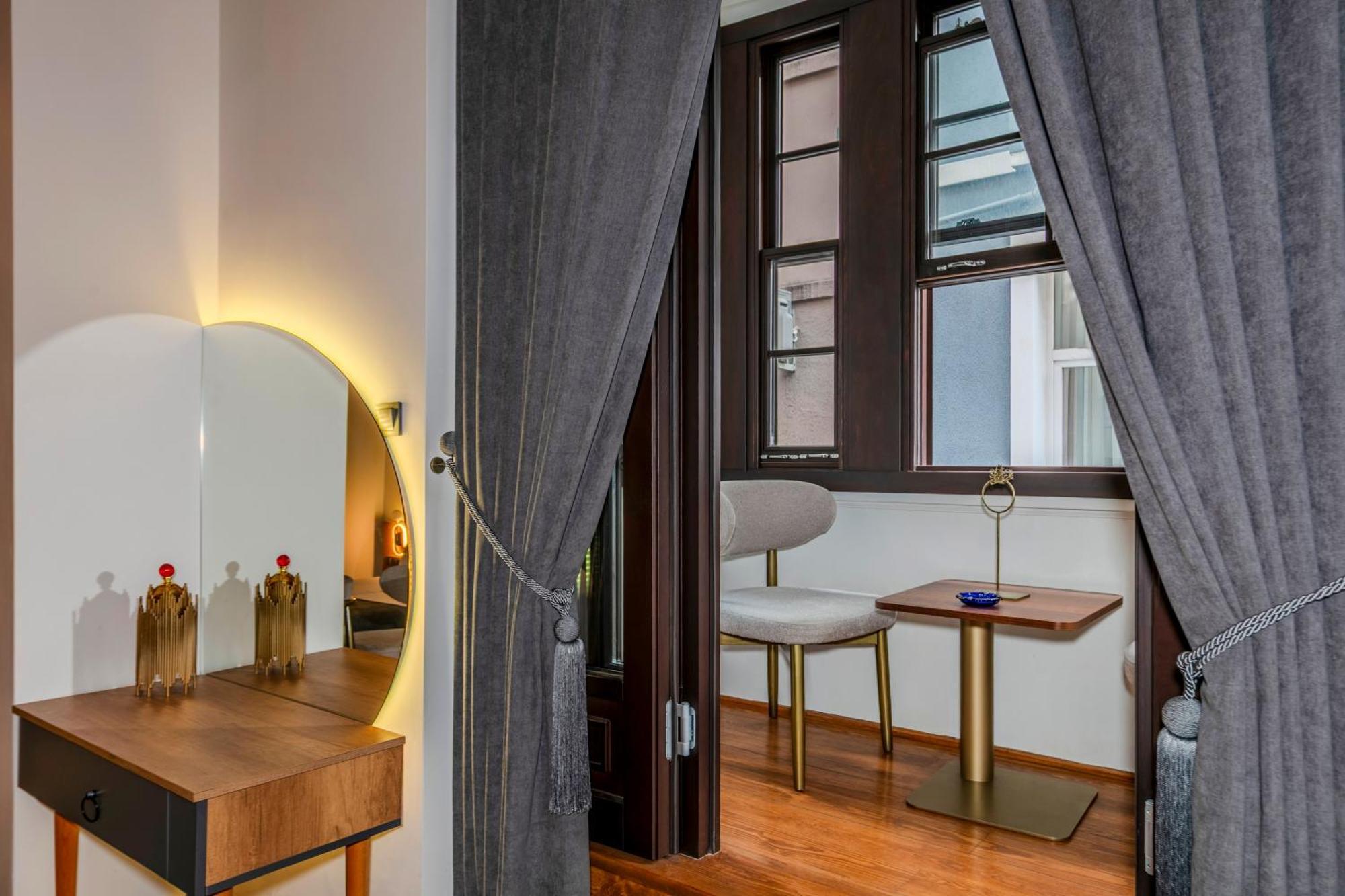 Elmira Pera Hotel & Spa - Special Class Istanbul Exterior photo
