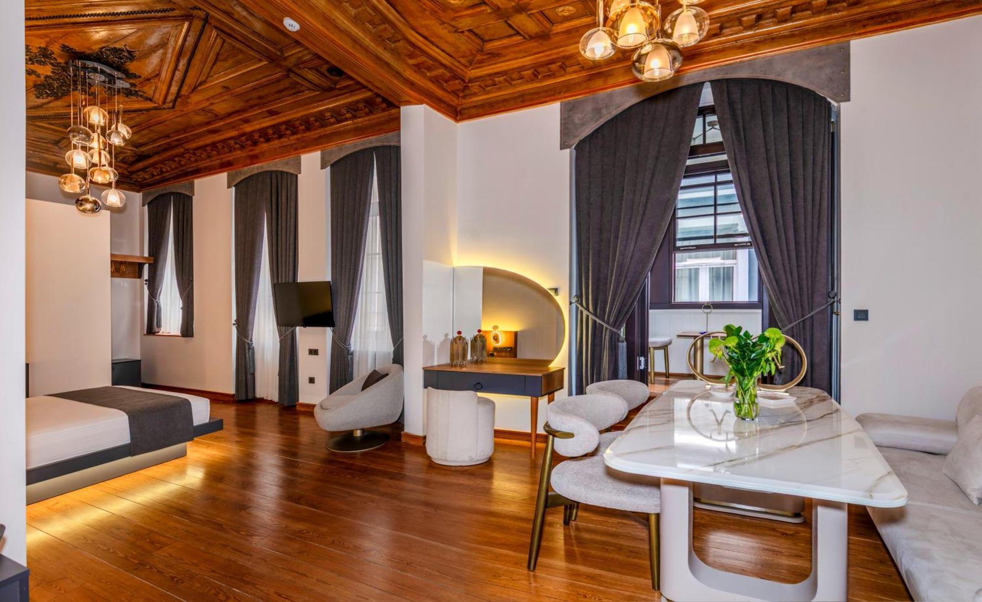 Elmira Pera Hotel & Spa - Special Class Istanbul Exterior photo