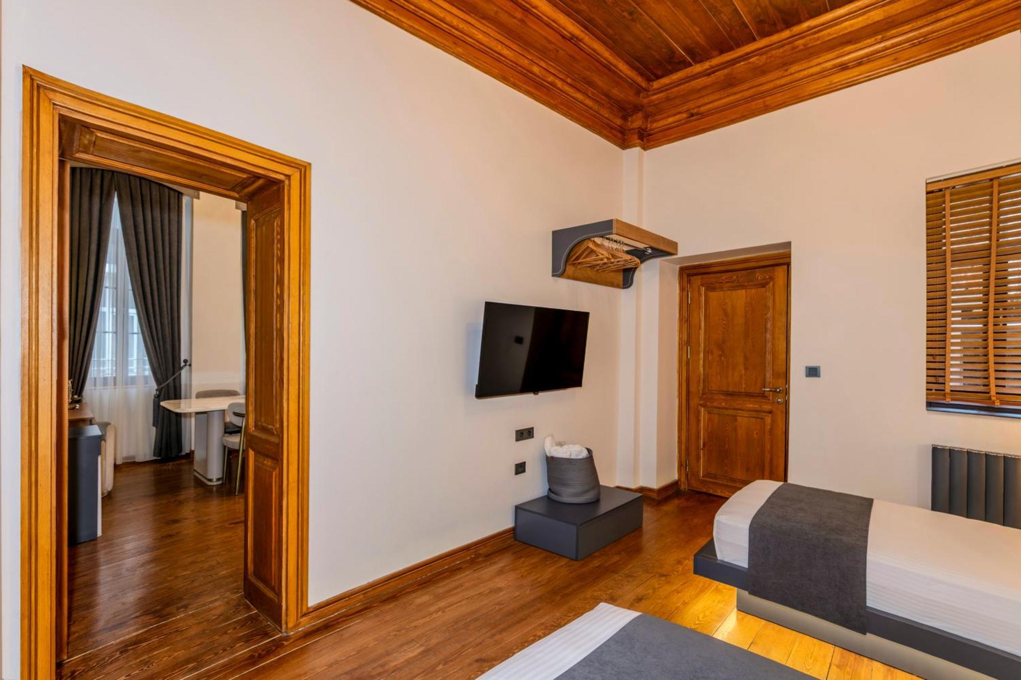 Elmira Pera Hotel & Spa - Special Class Istanbul Exterior photo